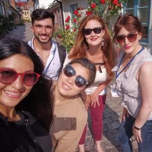 Meet your Posher, Candice